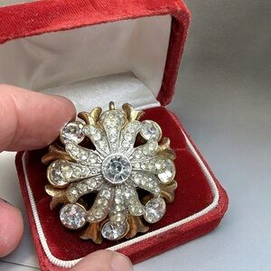 🌺Vintage Graziano Brooch/Pendant